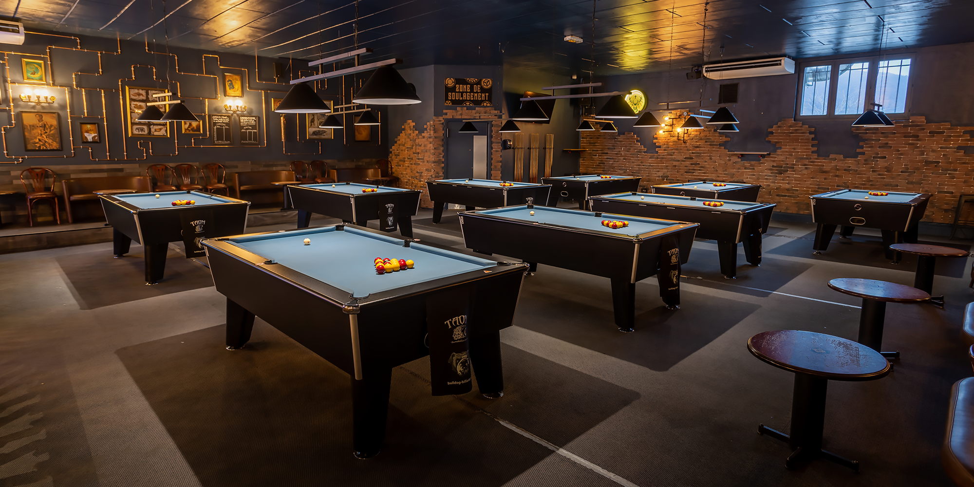 Lake Pub — espace billard
